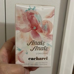 EAU de toilette- Anais Anais - spray